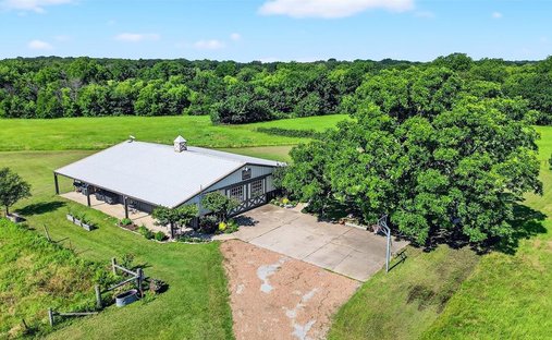 House in Pilot Point, Texas, United States 1