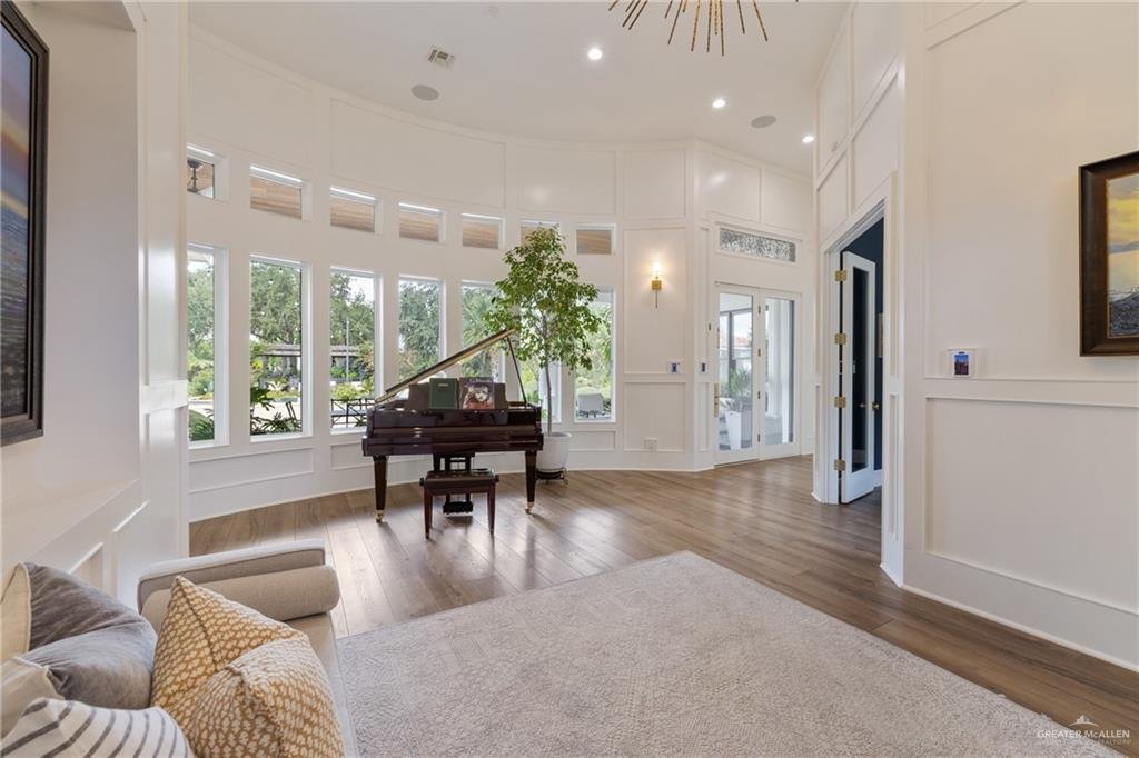 House in Mission, Texas, United States 3 - 16505663