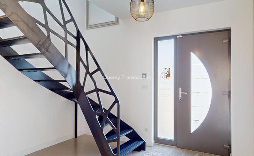 Castle for Sale in Montignac, Nouvelle-Aquitaine, France