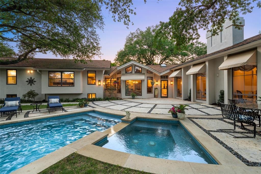 House in Waco, Texas, United States 1 - 16514024