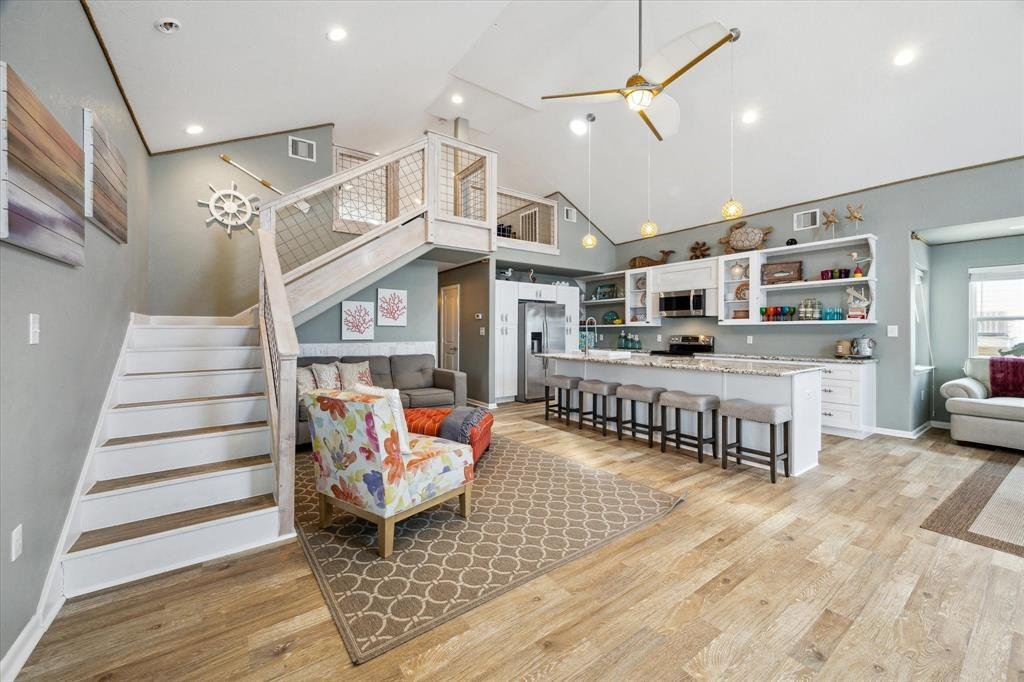 House in Galveston, Texas, United States 5 - 16507669