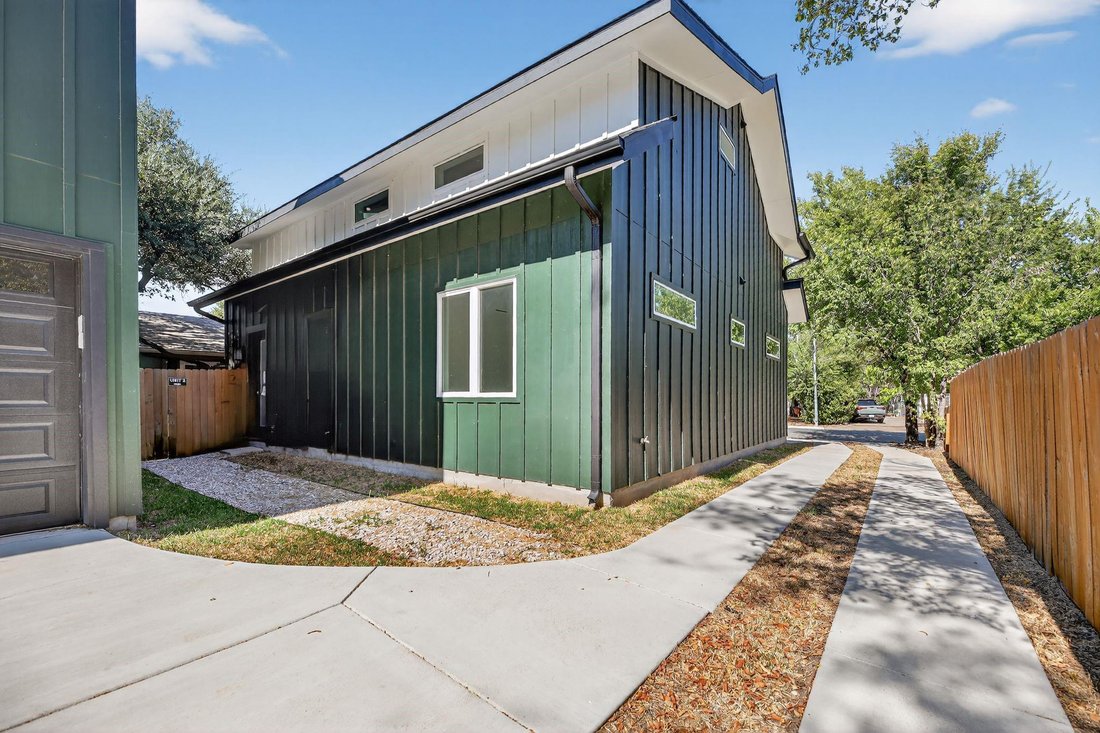 Austin, Texas, United States 3 - 16508972