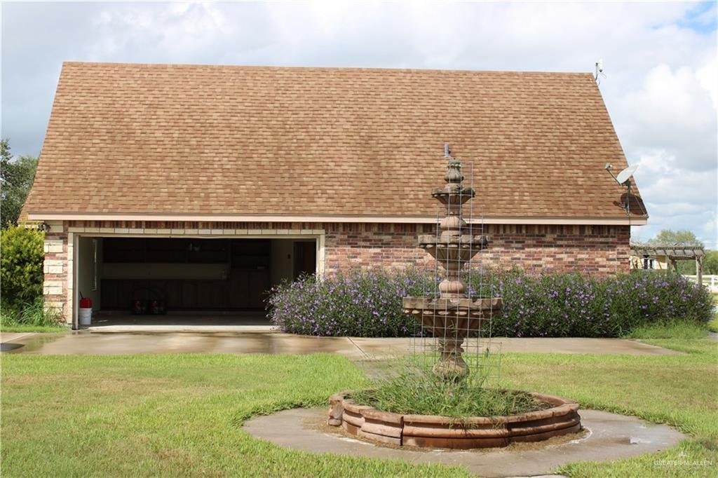 House in Falfurrias, Texas, United States 5 - 16505736