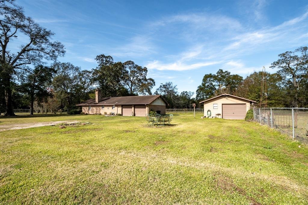 House in Cleveland, Texas, United States 3 - 16507906
