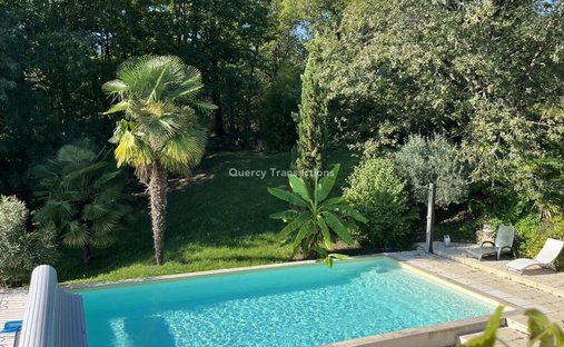 Castle for Sale in Montignac, Nouvelle-Aquitaine, France