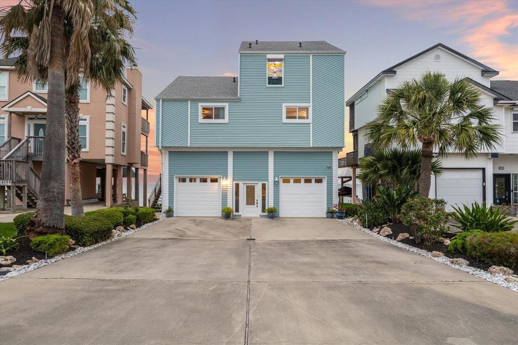House in Galveston, Texas, United States 1 - 16506854