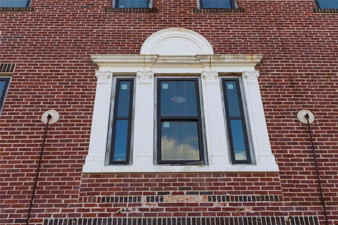 House in Schulenburg, Texas, United States 4 - 16509978