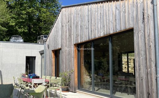 Castle for Sale in Montignac, Nouvelle-Aquitaine, France