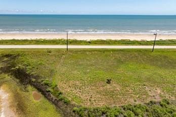 House in Freeport, Texas, United States 2 - 16507999