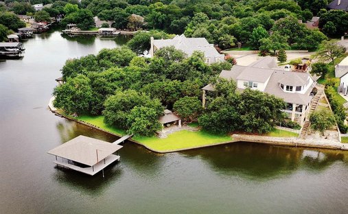 House in Granbury, Texas, United States 1