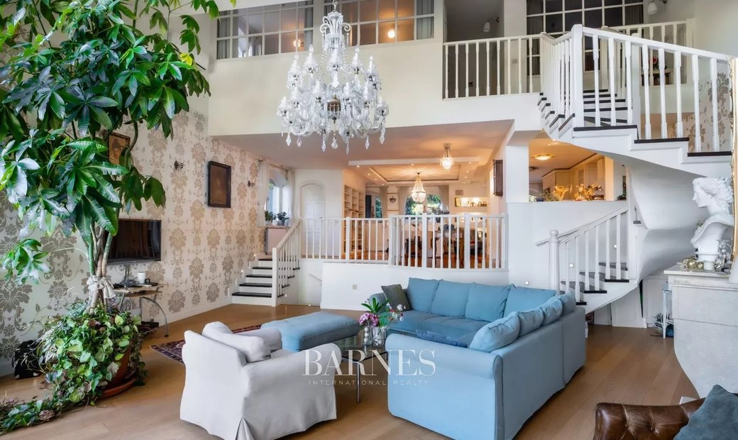 Photo inspiration: Picture Idea: Sustainable Luxury Home With Panoramic City View Private In Budapest
