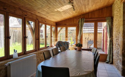 Castle for Sale in Le Bugue, Nouvelle-Aquitaine, France