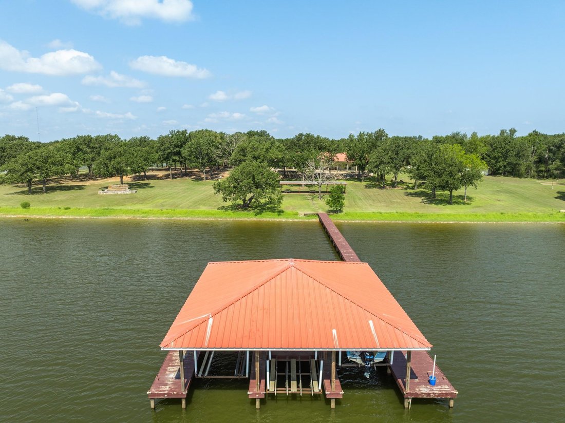 House in Thornton, Texas, United States 5 - 16510113