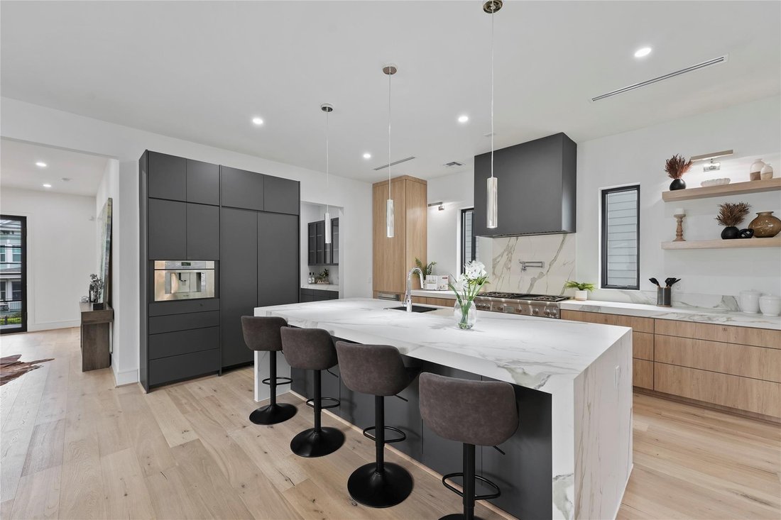 House in Houston, Texas, United States 1 - 16510362