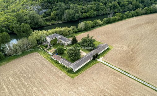 House in Puy-l'Évêque, Occitania, France 1