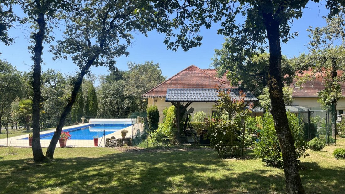 House in Salignac-Eyvigues, Nouvelle-Aquitaine, France 2 - 16510640