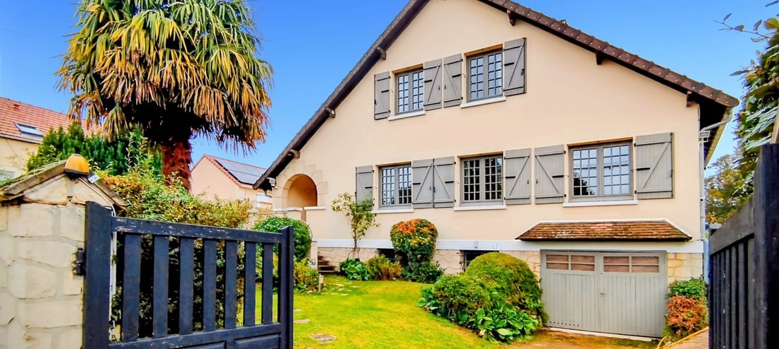 House in Taverny, Ile-de-France, France 1 - 16506160