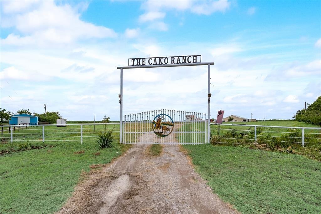 House in Celeste, Texas, United States 2 - 16513533