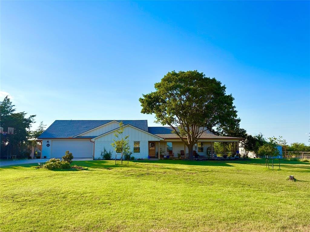House in Crawford, Texas, United States 3 - 16511103