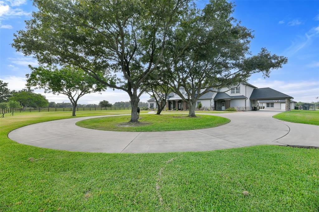 House in Friendswood, Texas, United States 5 - 16508625