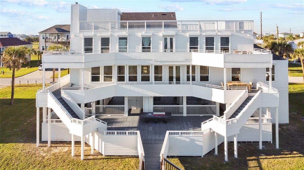 House in Galveston, Texas, United States 1 - 16508243