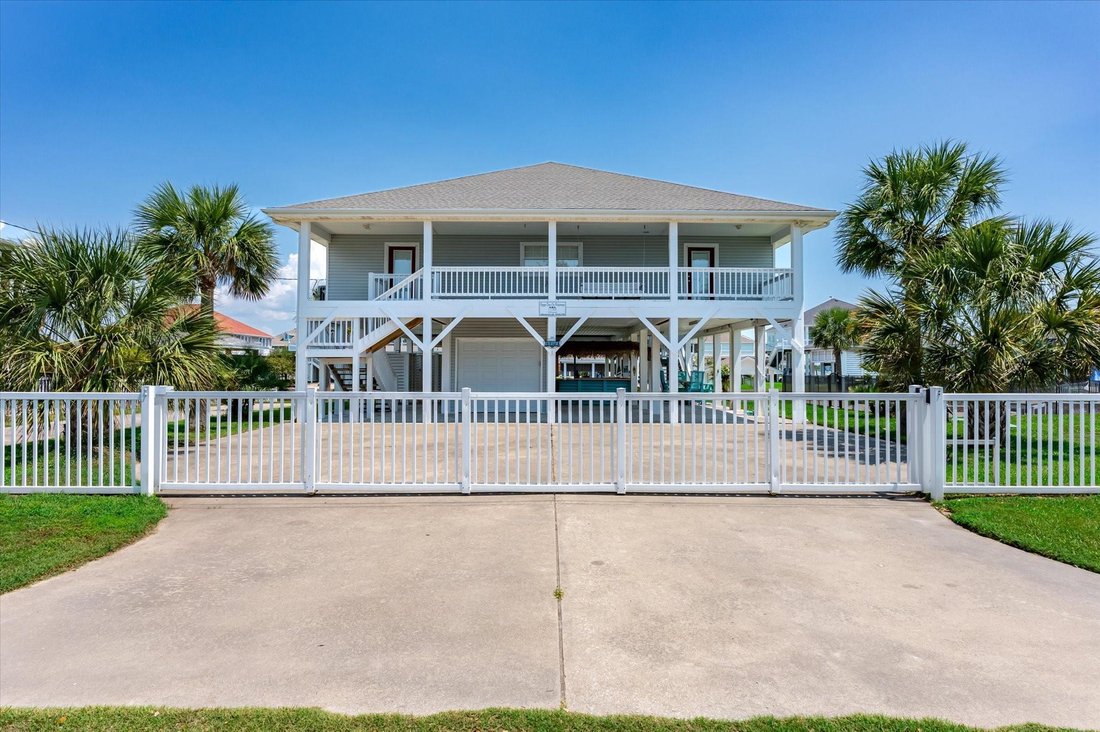 House in Bolivar Peninsula, Texas, United States 2 - 16506862