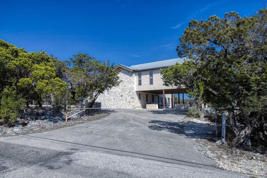 House in Concan, Texas, United States 2 - 16505424