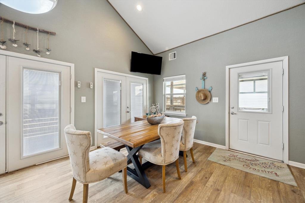 House in Galveston, Texas, United States 4 - 16507669