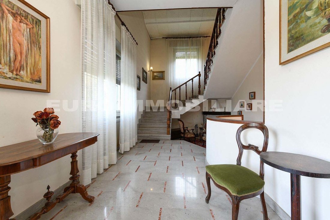 Villa in Mompiano, Brescia, Italy 4 - 16505827
