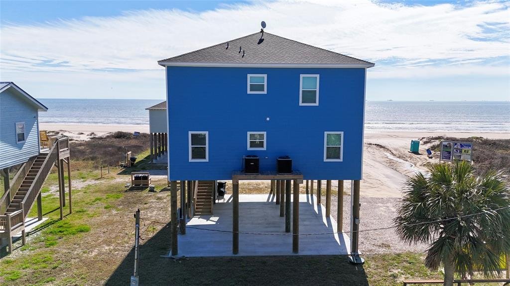 House in Bolivar Peninsula, Texas, United States 3 - 16507435