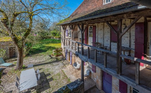 Castle for Sale in Martel, Occitanie, France