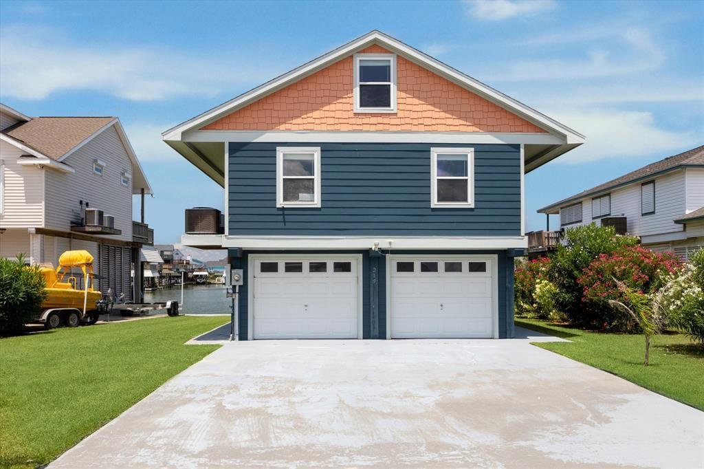 House in Galveston, Texas, United States 1 - 16507669