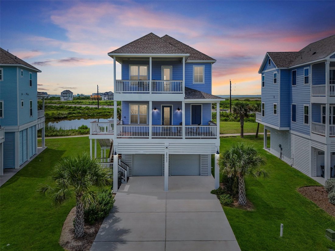 House in Galveston, Texas, United States 1 - 16507808