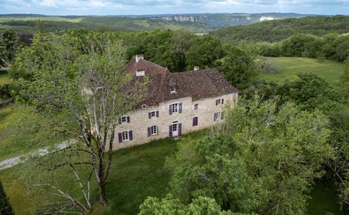 Castle for Sale in Martel, Occitanie, France