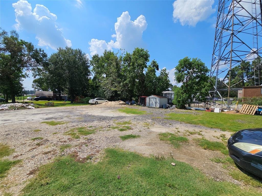 Houston, Texas, United States 4 - 16510225