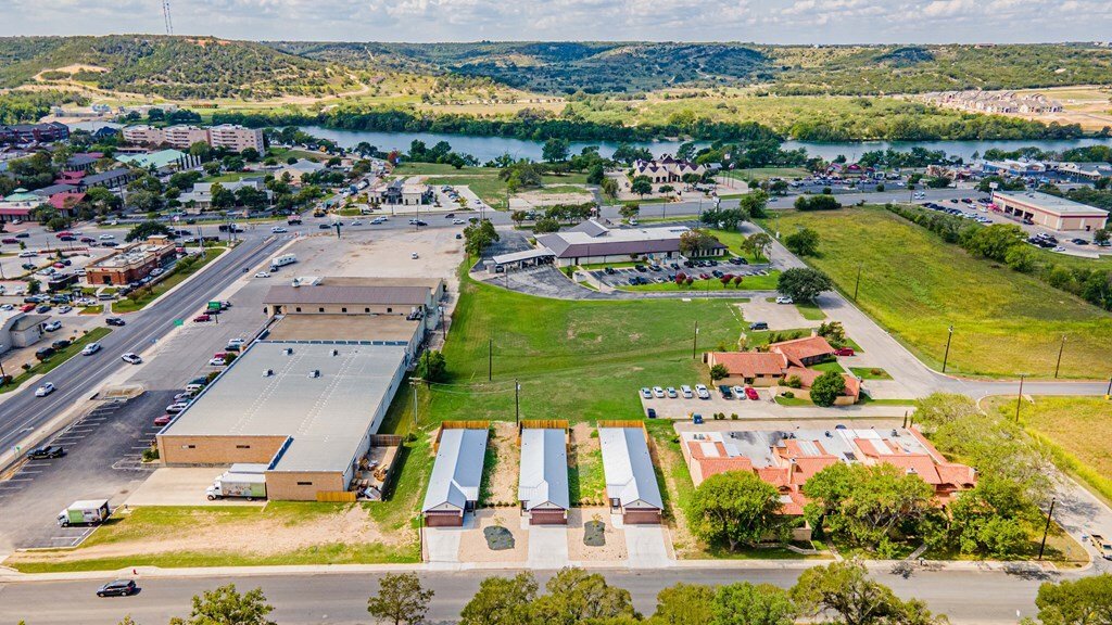 Kerrville, Texas, United States 4 - 16505627