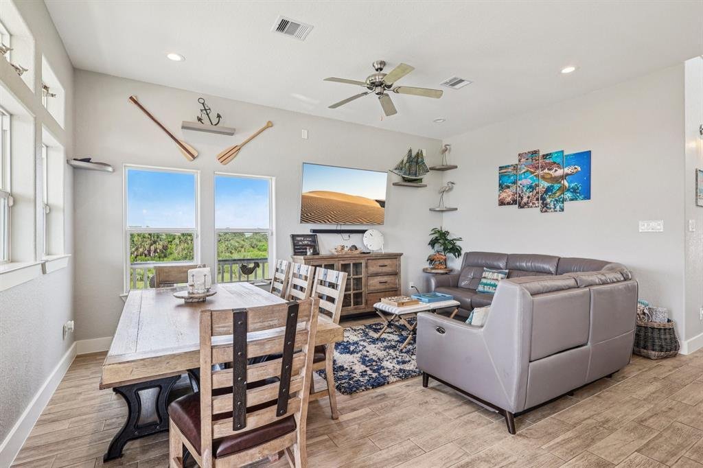 House in Galveston, Texas, United States 4 - 16509344