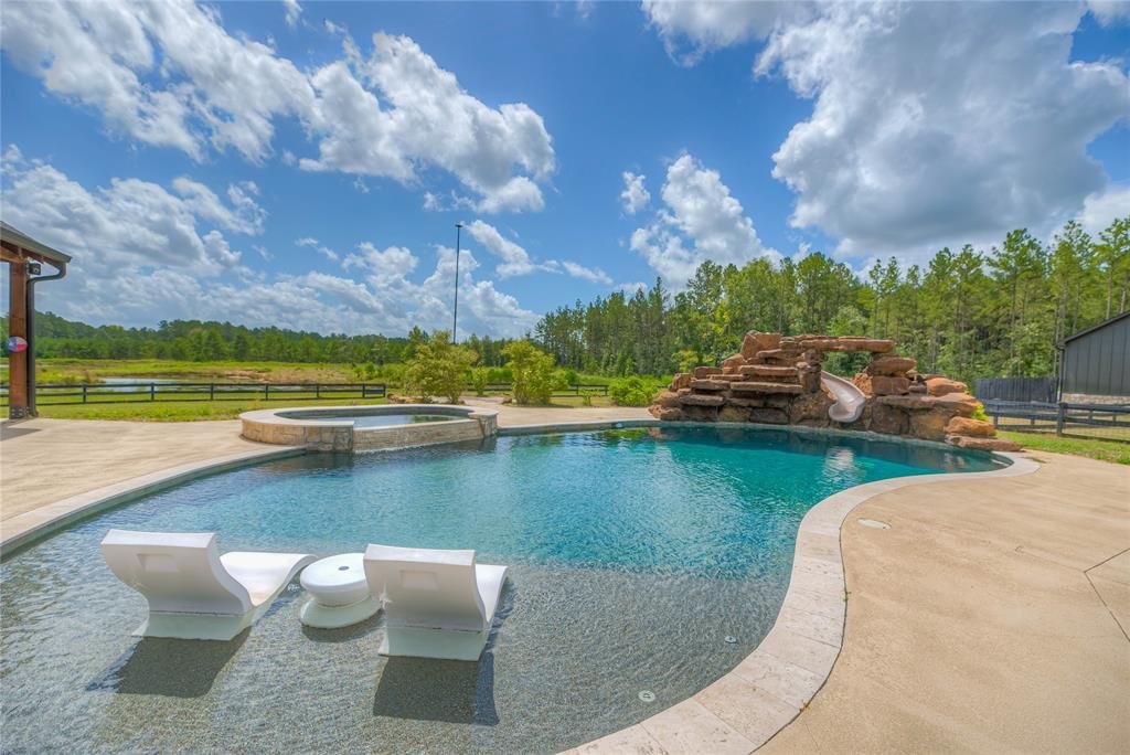 House in Livingston, Texas, United States 1 - 16508316