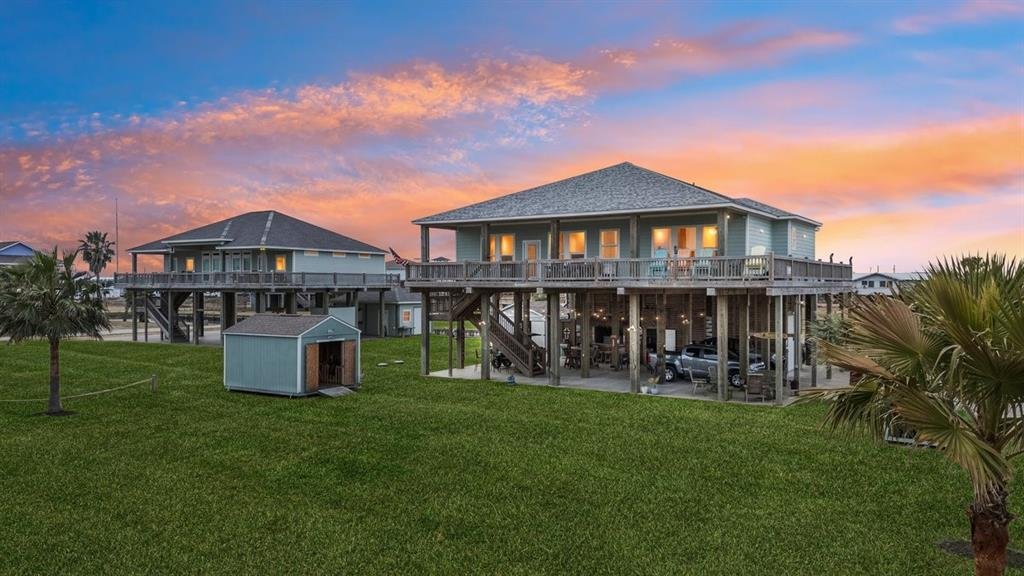 House in Bolivar Peninsula, Texas, United States 1 - 16510461