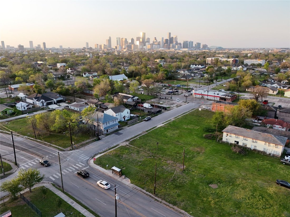 Houston, Texas, United States 3 - 16509134