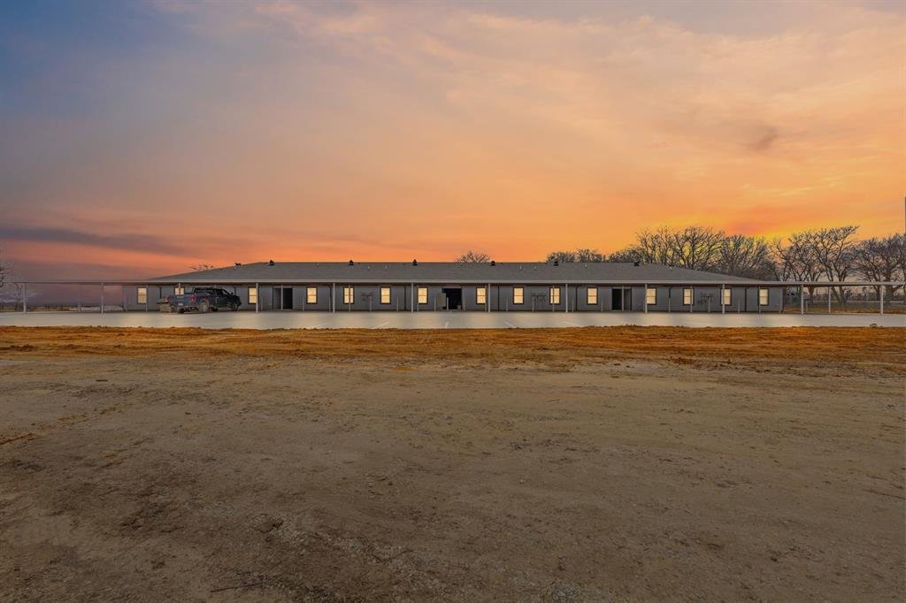 Alvarado, Texas, United States 1 - 16514548