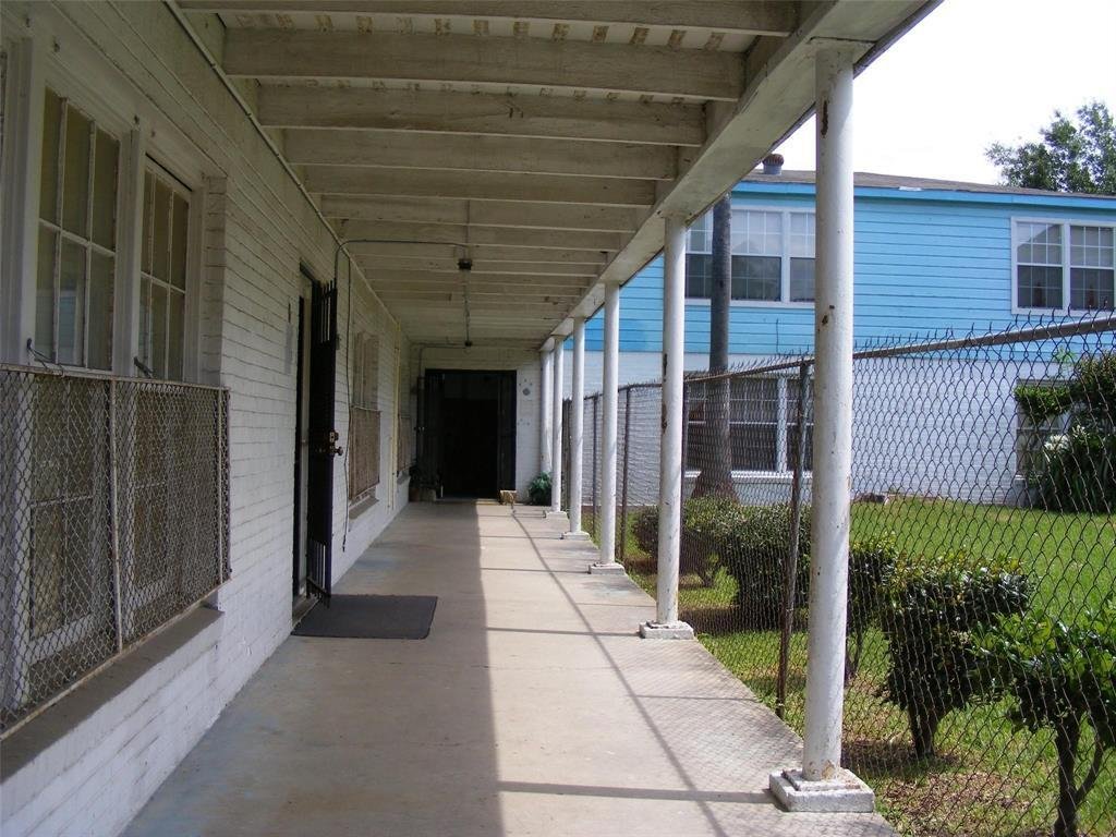 Houston, Texas, United States 4 - 16508753