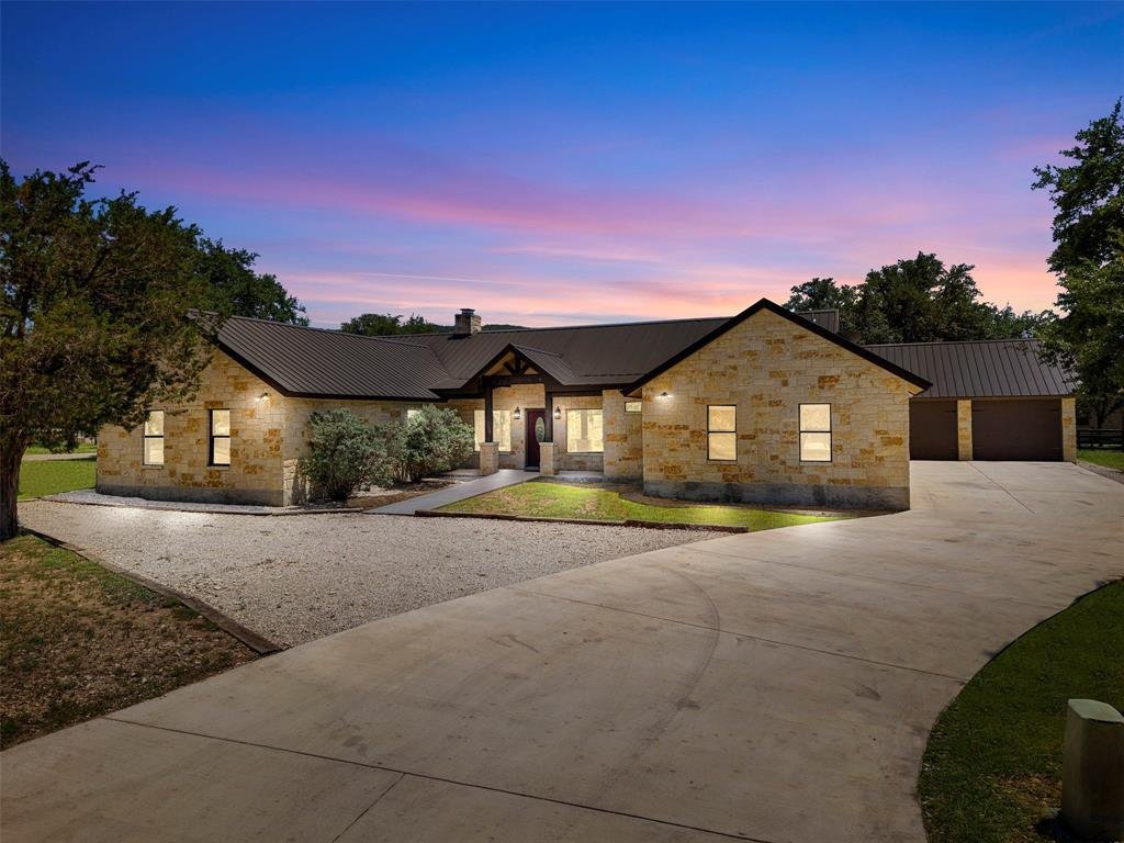 House in Concan, Texas, United States 1 - 16509732