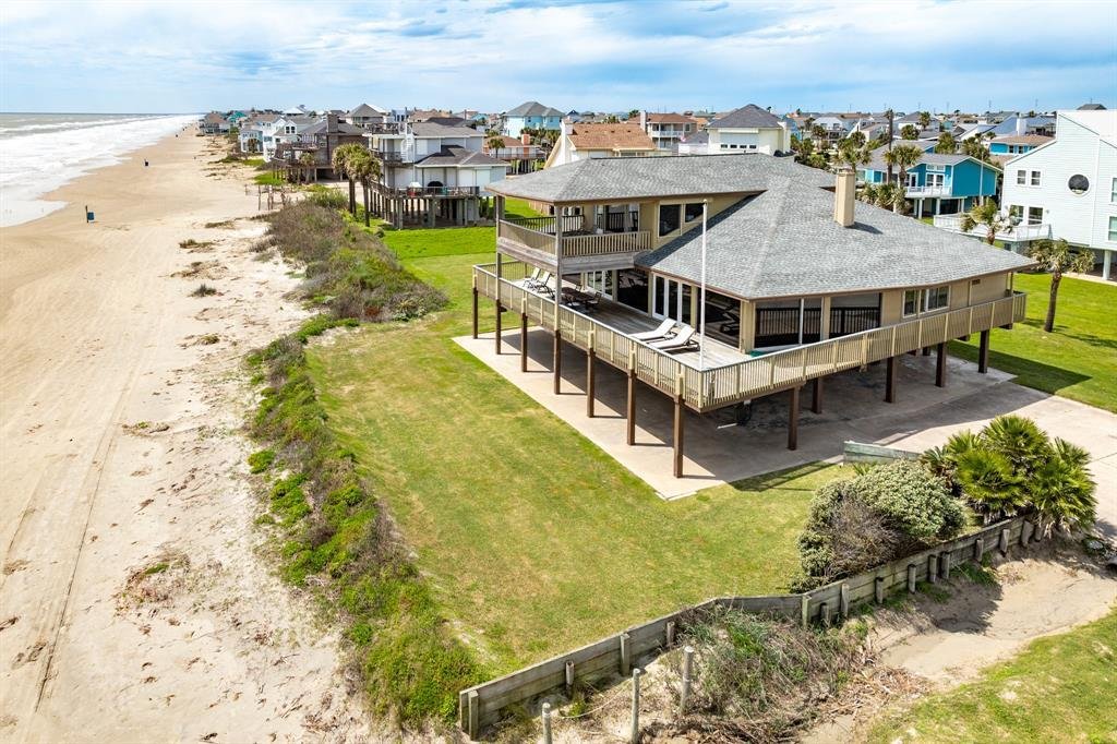 House in Galveston, Texas, United States 1 - 16507505