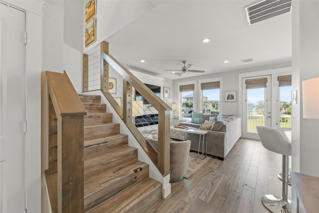 House in Galveston, Texas, United States 3 - 16508115