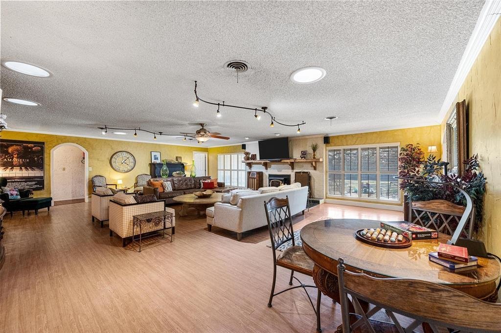 House in Burleson, Texas, United States 4 - 16514566