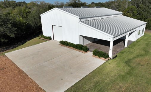 House in La Grange, Texas, United States 1