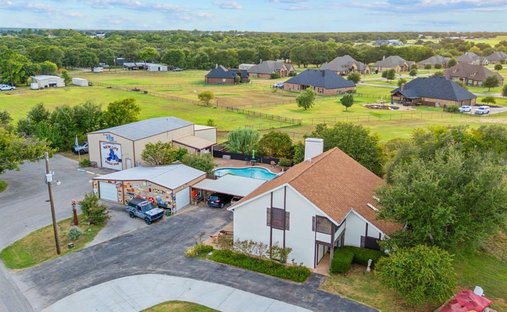 House in Weatherford, Texas, United States 1
