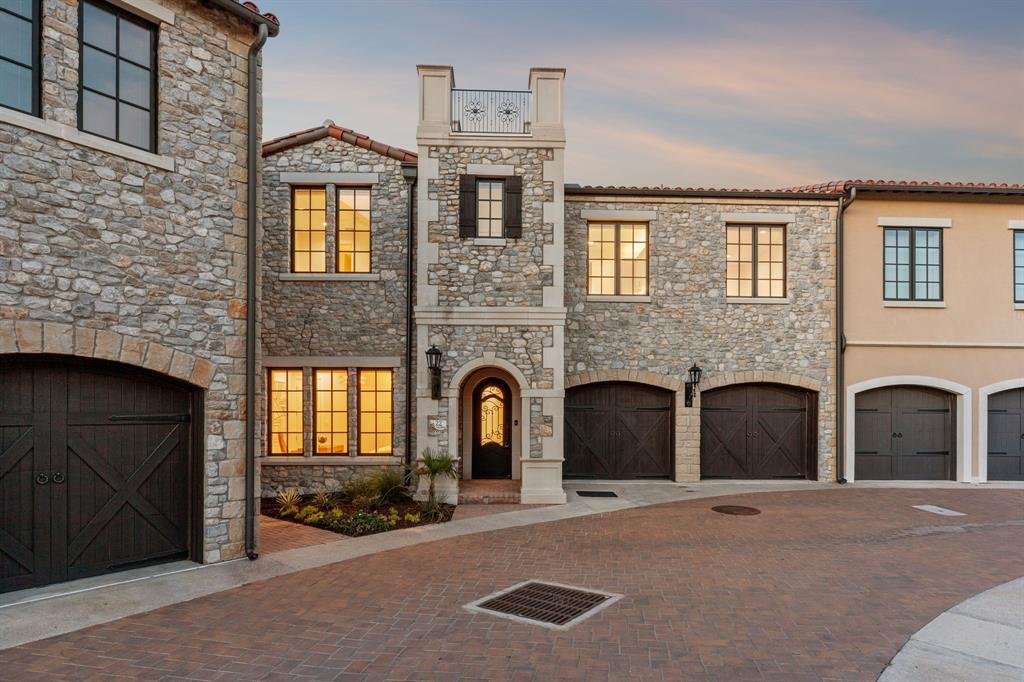 Townhouse in Keller, Texas, United States 3 - 16513876