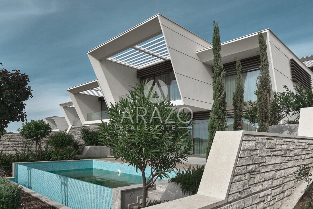 Villa in Mouttagiaka, Limassol, Cyprus 1 - 16510754